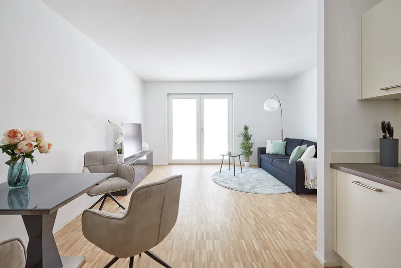 Moderne 3-Zimmer-Wohnung mit Balkon im Sunside Carrée zu vermieten! — photo 1